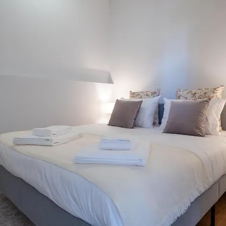 Santa Catarina Housing Porto