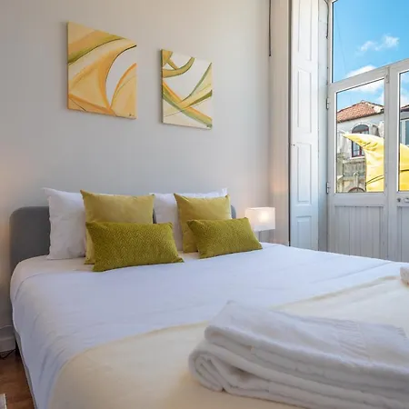 Santa Catarina Housing