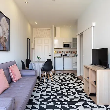 Апартаменты Santa Catarina Housing *